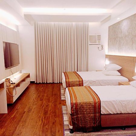 Cozy Suite Studio Type Condo In Matina Enclaves Davao Exterior photo